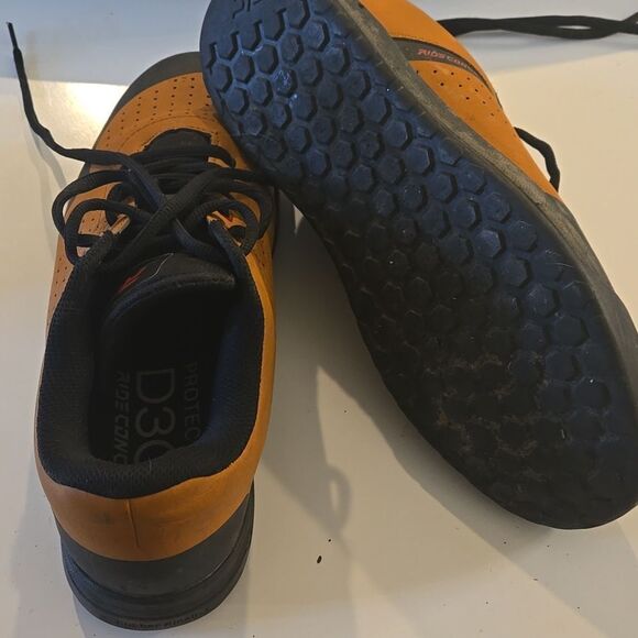 Ride concepts  Athletic bicycle Shoes with Breathable Design - Picture 7 of 7